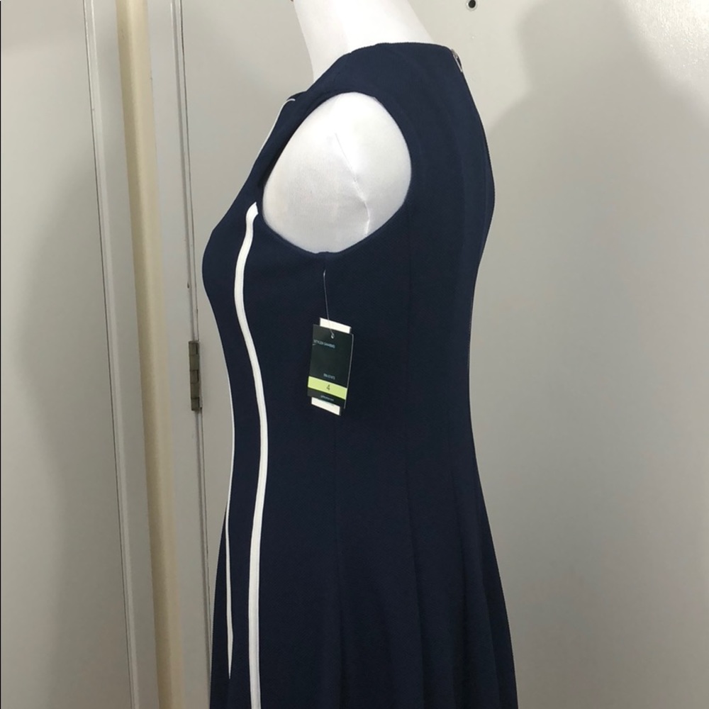 Navy Pleated Dress with White Ribbing - Picture 4 of 5